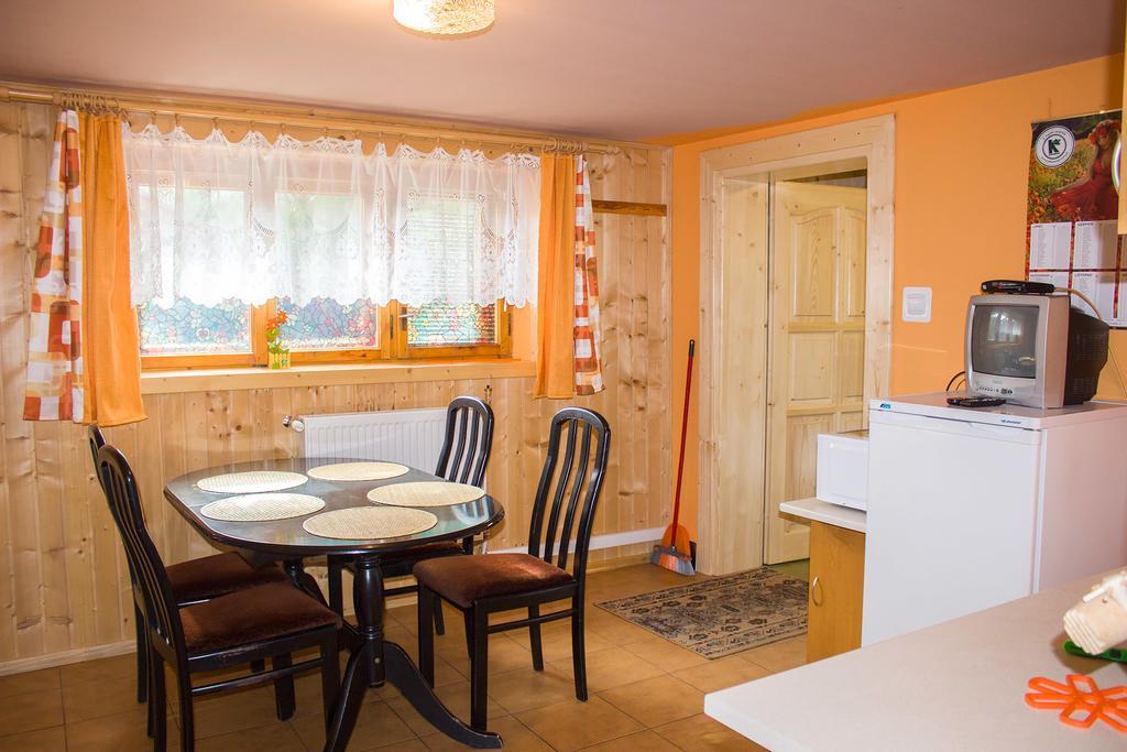 Hacjenda - Apartamenty I Pokoje Goscinne Czarna Góra Eksteriør bilde